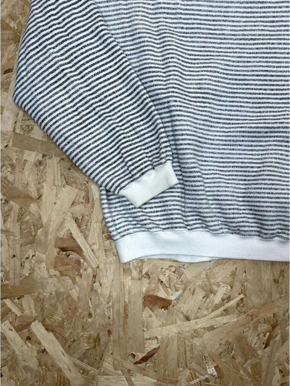 Vintage Saturdays BSB Sweatshirt Mens Medium White Striped Graphic Pullover